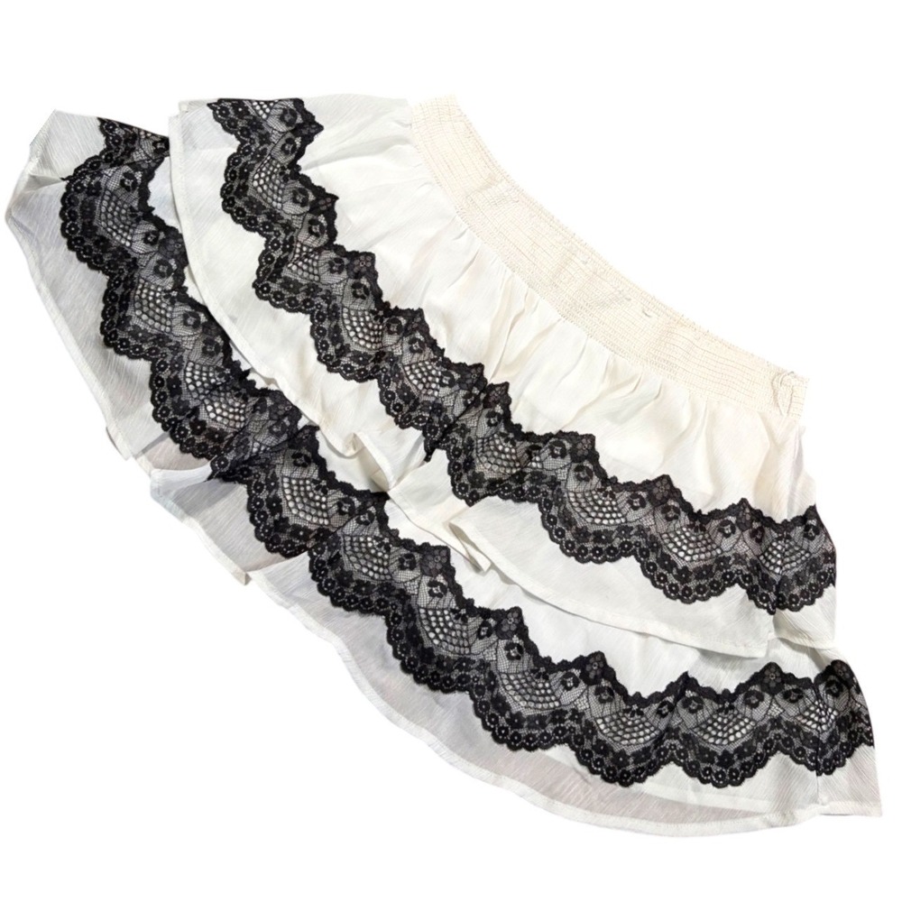 Y2K Gothic Candies White Tiered Mini Skirt Black Lace Smocked Waist Coquette M